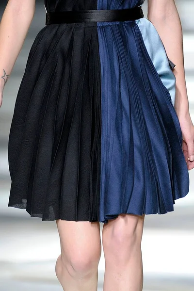 Look 75